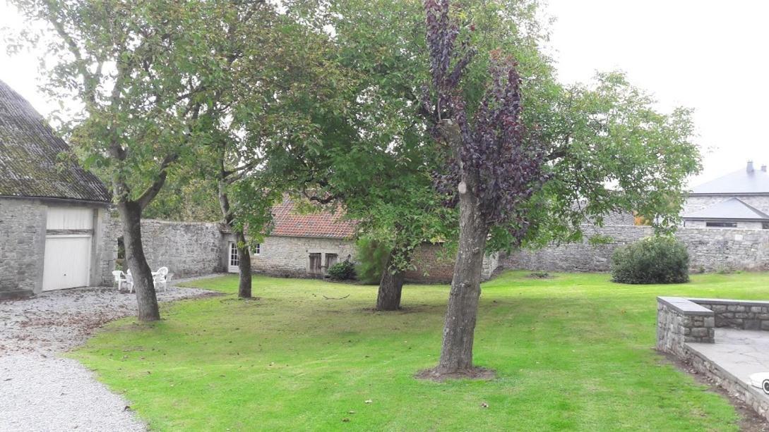 Gite La Grange D'Herbuchenne Dinant Zewnętrze zdjęcie